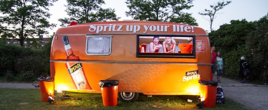 Stilfuld Aperol-bar til firmafest, lej bartender for lækre cocktails