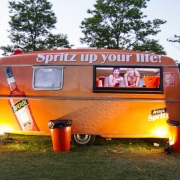 Stilfuld Aperol-bar til firmafest, lej bartender for lækre cocktails